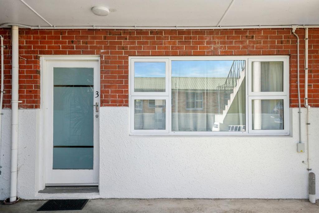 Central Stay - Taupo Flat Exteriör bild